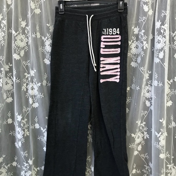 OLD NAVY🌼SWEATPANTS🌼GRAY&PINK LOGO🌼LOOSE FIT🌼 - Picture 2 of 4